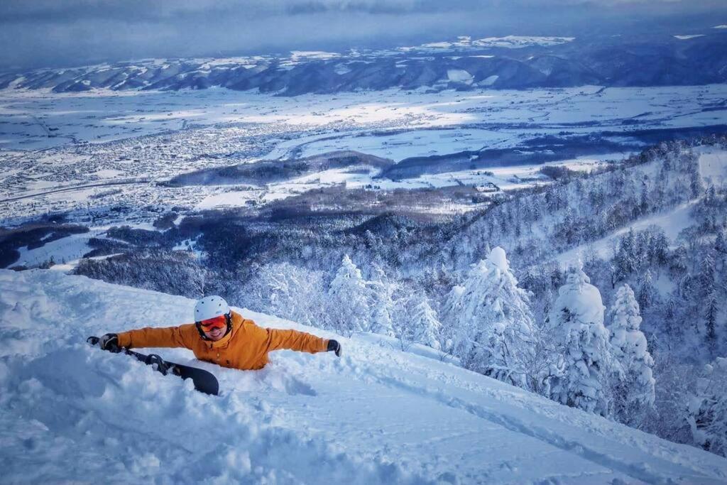 Furano Cube Sugar-方糖民宿,步行8Min到雪场,3 Brs,Max 6Ppl エクステリア 写真